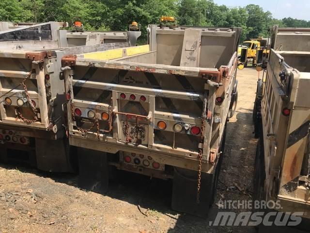 Mack CV713 Lumesahad
