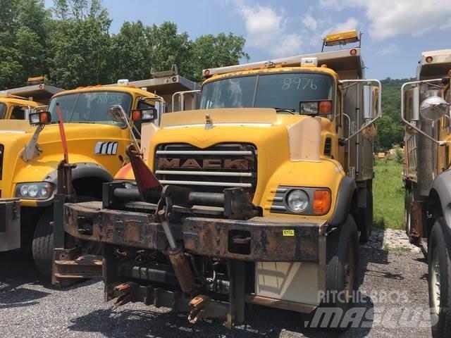 Mack CV713 Lumesahad