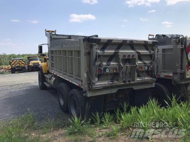 Mack CV713 Lumesahad
