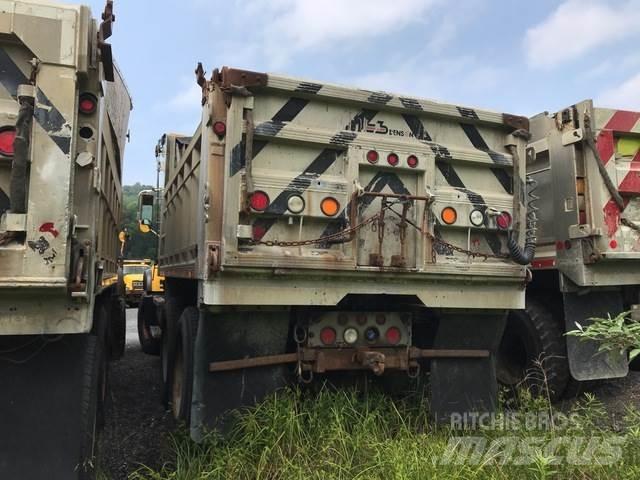Mack CV713 Kallurid