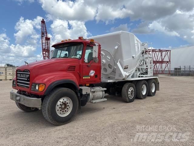 Mack CV713 Muud veokid