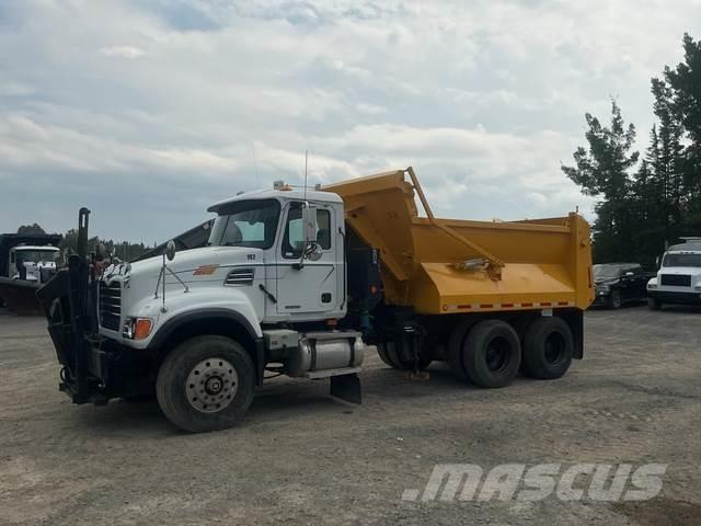 Mack CV713 Lumesahad