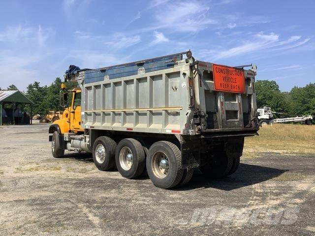Mack CV713 Kallurid