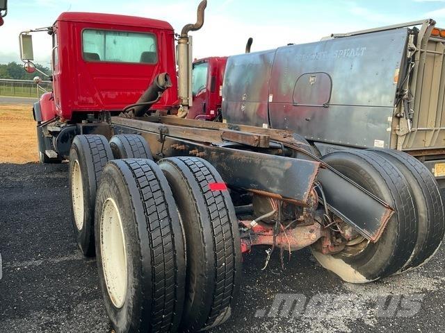 Mack CV713 Kabiinid