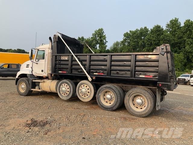 Mack CXN613 Kallurid