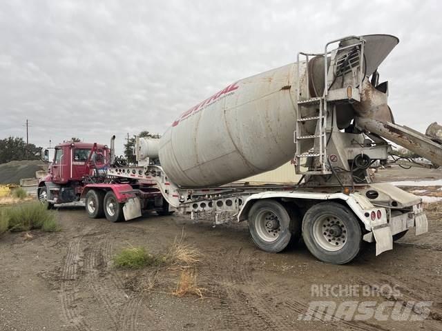 Mack CXU613 Sadulveokid