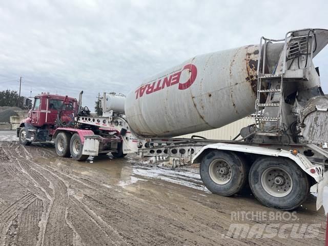 Mack CXU613 Sadulveokid