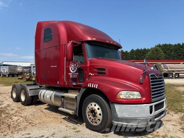 Mack CXU613 Sadulveokid