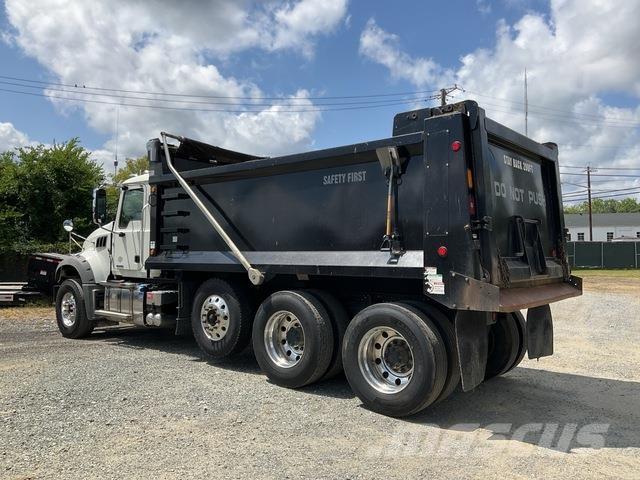 Mack GR64F Kallurid