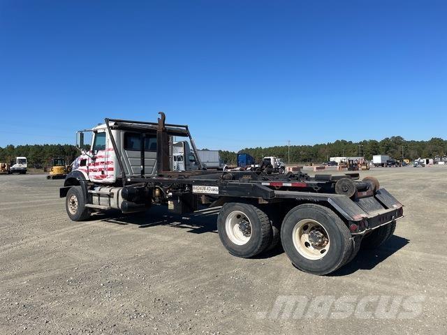 Mack GU533 Konksliftveokid