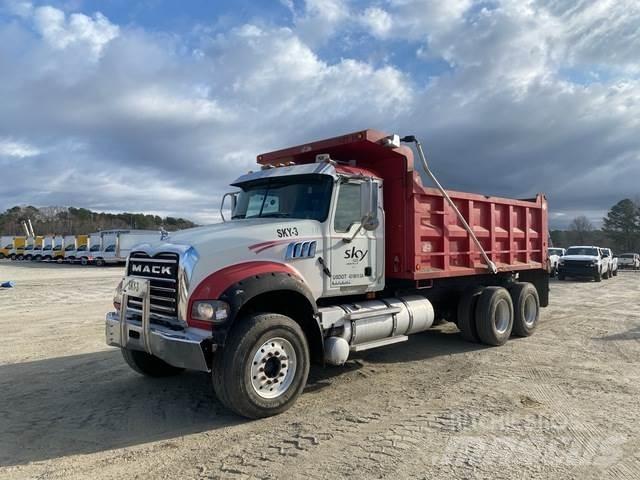Mack GU713 Kallurid