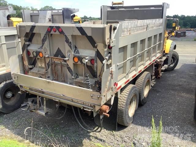 Mack GU713 Lumesahad