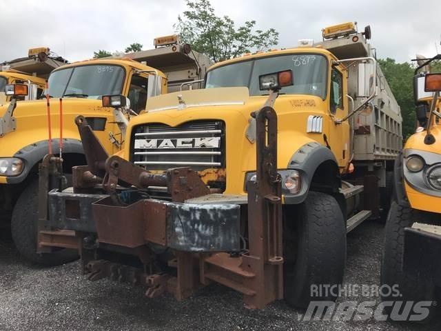 Mack GU713 Lumesahad