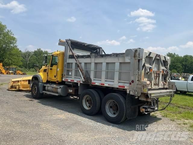 Mack GU713 Lumesahad