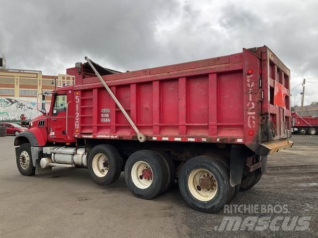 Mack GU713 Kallurid
