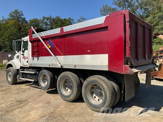 Mack GU713 Kallurid