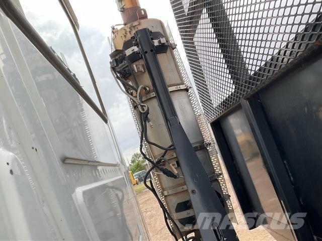 Mack GU713 Madelautod