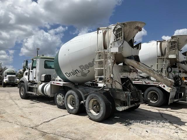 Mack GU813 Muud veokid