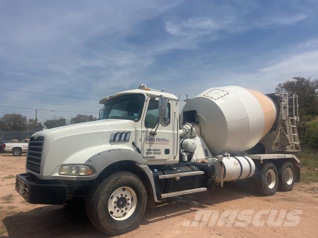 Mack GU813 Muud veokid