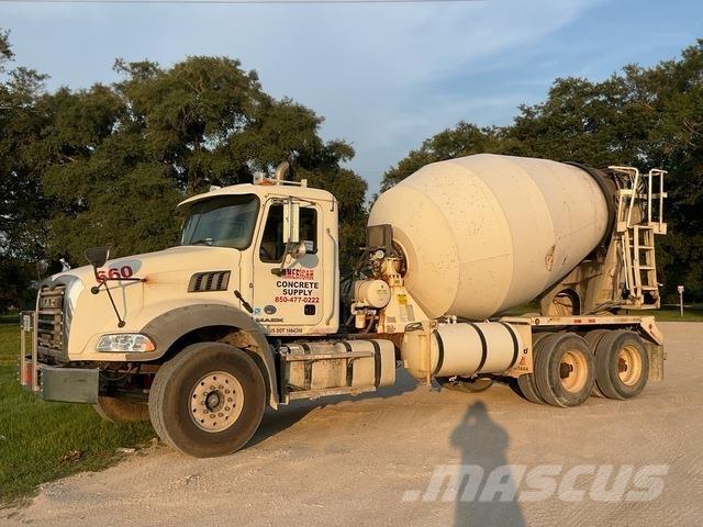 Mack GU813 Muud veokid