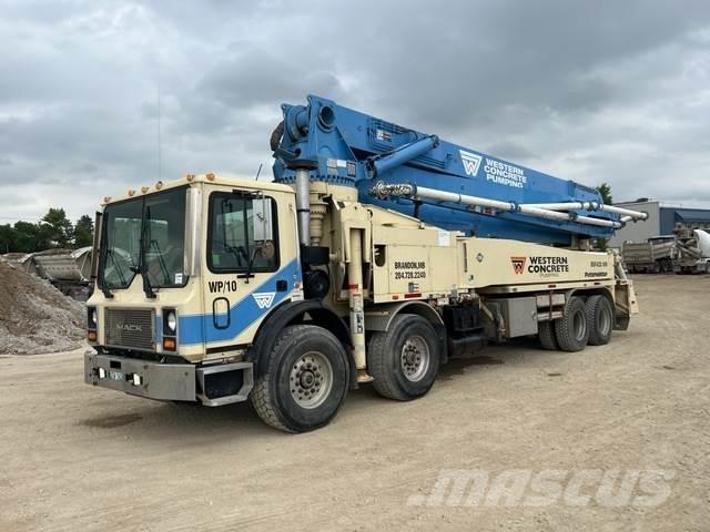Mack MR Betooni pumpautod