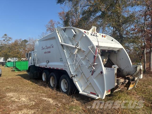 Mack MR688S Prügiautod