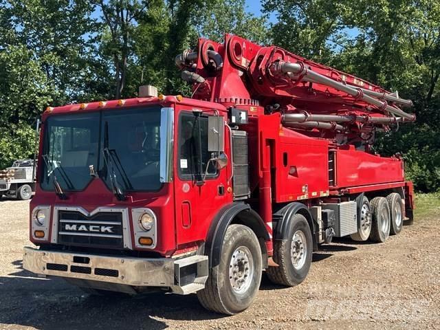 Mack MRU613 Betooni pumpautod