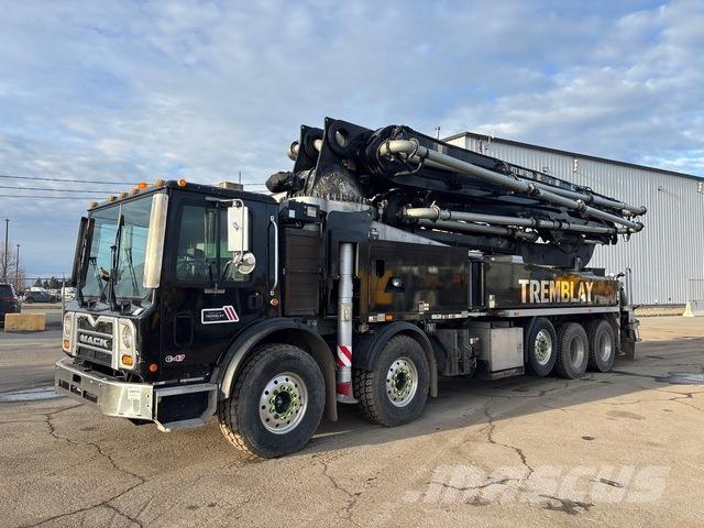 Mack MRU613 Betooni pumpautod