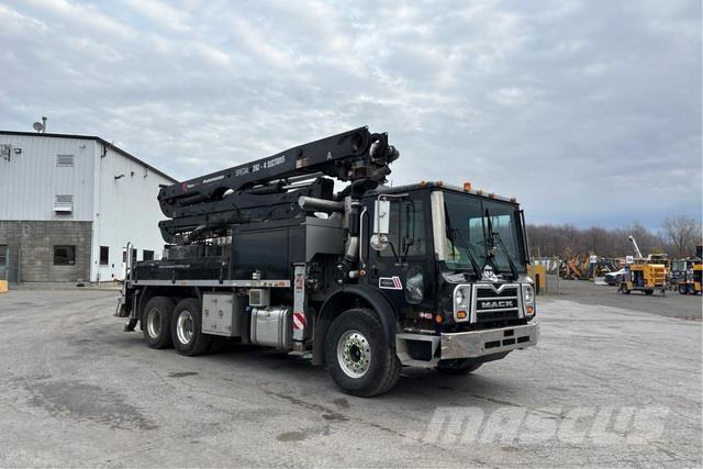 Mack MRU613 Betooni pumpautod
