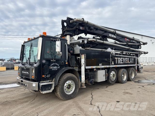 Mack MRU613 Betooni pumpautod