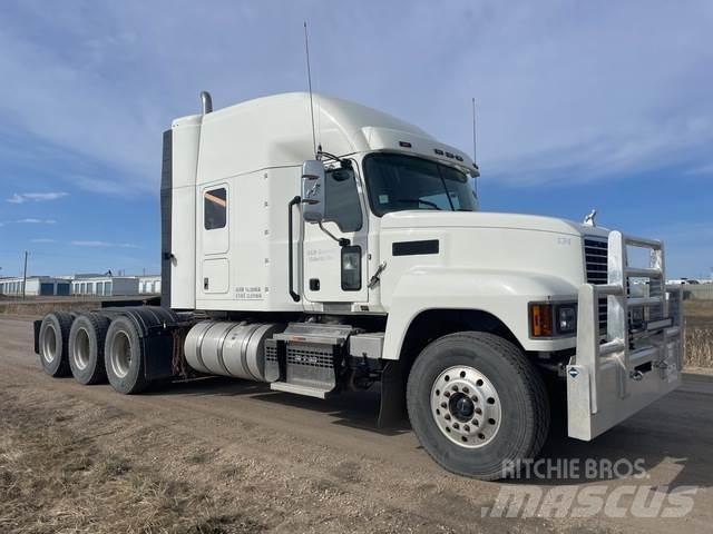 Mack PI86T Sadulveokid