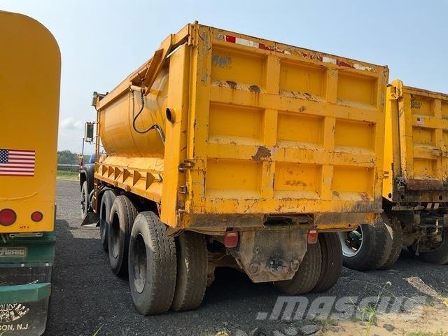 Mack RD686SX Kallurid