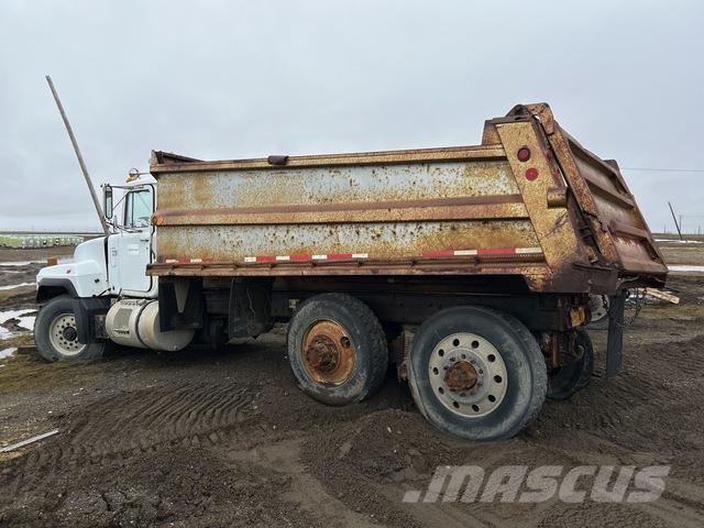 Mack RD688S Kallurid