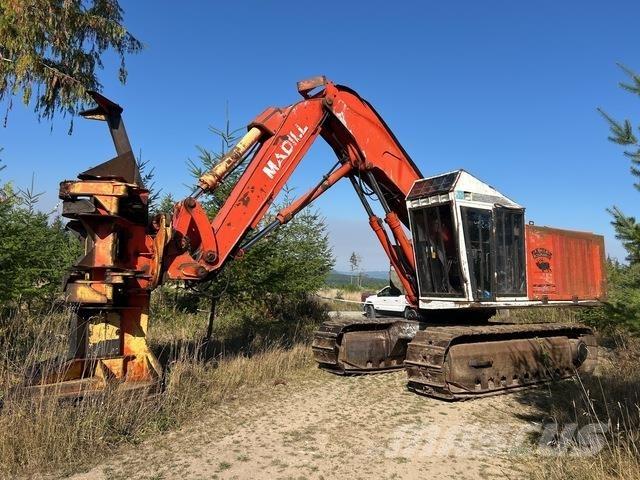Madill 3200B Langetustraktorid