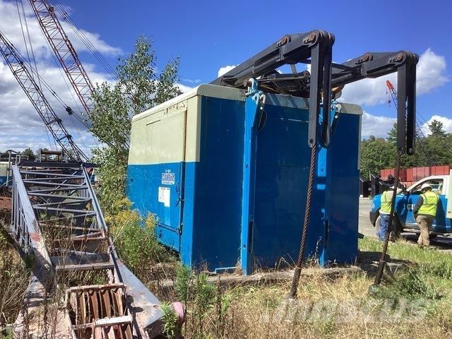 Manitowoc 3900 Roomikkraanad