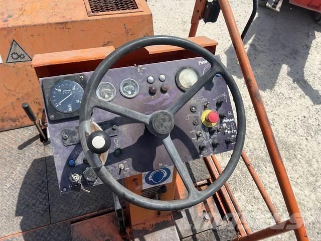 Marini P176 Asfaldilaoturid
