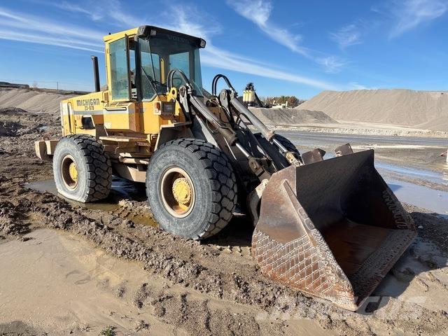 Michigan L90 Rataslaadurid