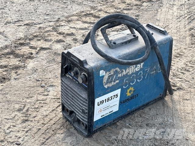 Miller CST-280 Keevitusagregaadid
