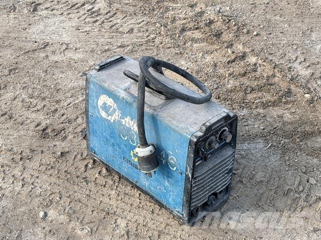 Miller CST-280 Keevitusagregaadid