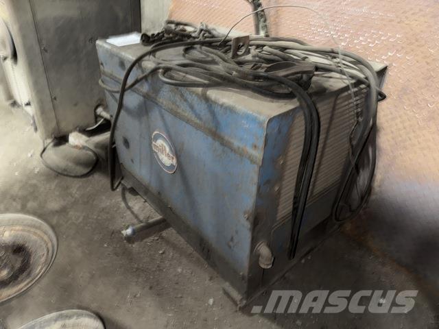 Miller SRH-444 Keevitusagregaadid