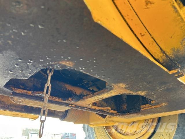 Moxy MT-41 Liigendraamiga pinnaseveokid