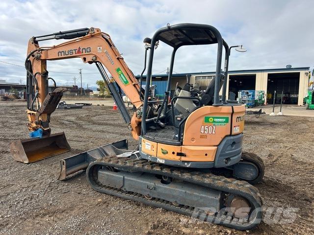 Mustang 450Z Roomikekskavaatorid