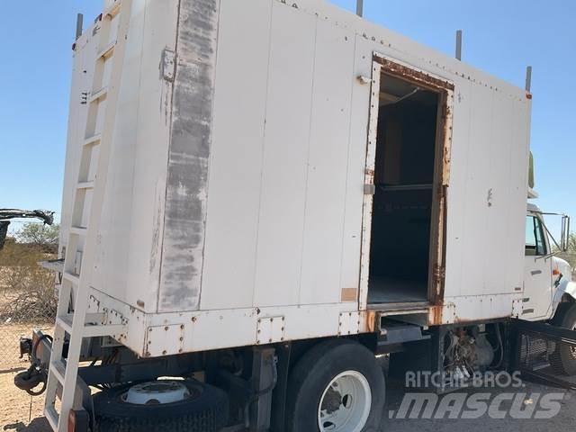 Navistar 4700 Furgoonautod