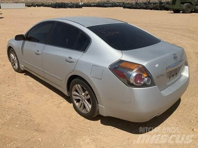 Nissan Altima Sõiduautod