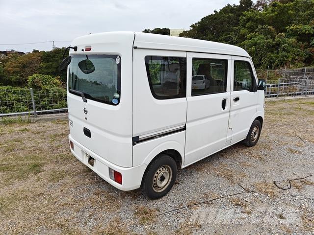 Nissan CLIPPER Muu