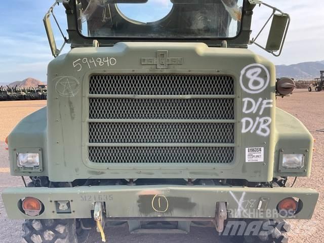 Oshkosh MK25 Furgoonautod
