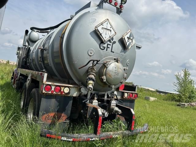 Peterbilt  Vaakumautod