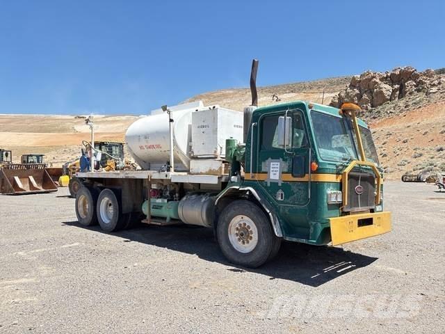 Peterbilt 320 Tsisternveokid