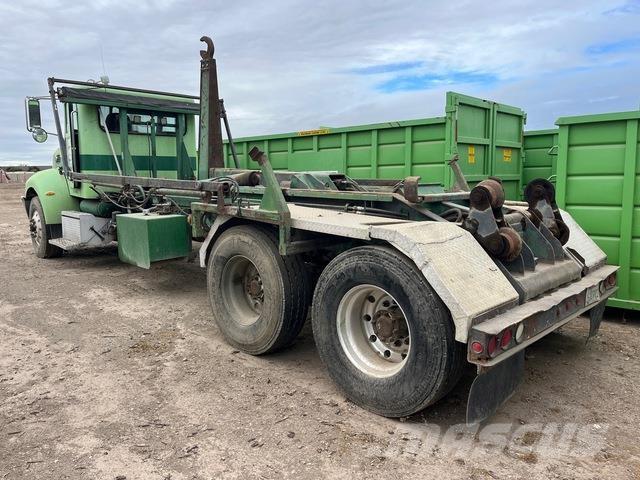 Peterbilt 330 Konksliftveokid
