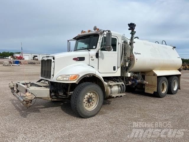 Peterbilt 348 Veepaagiga autod